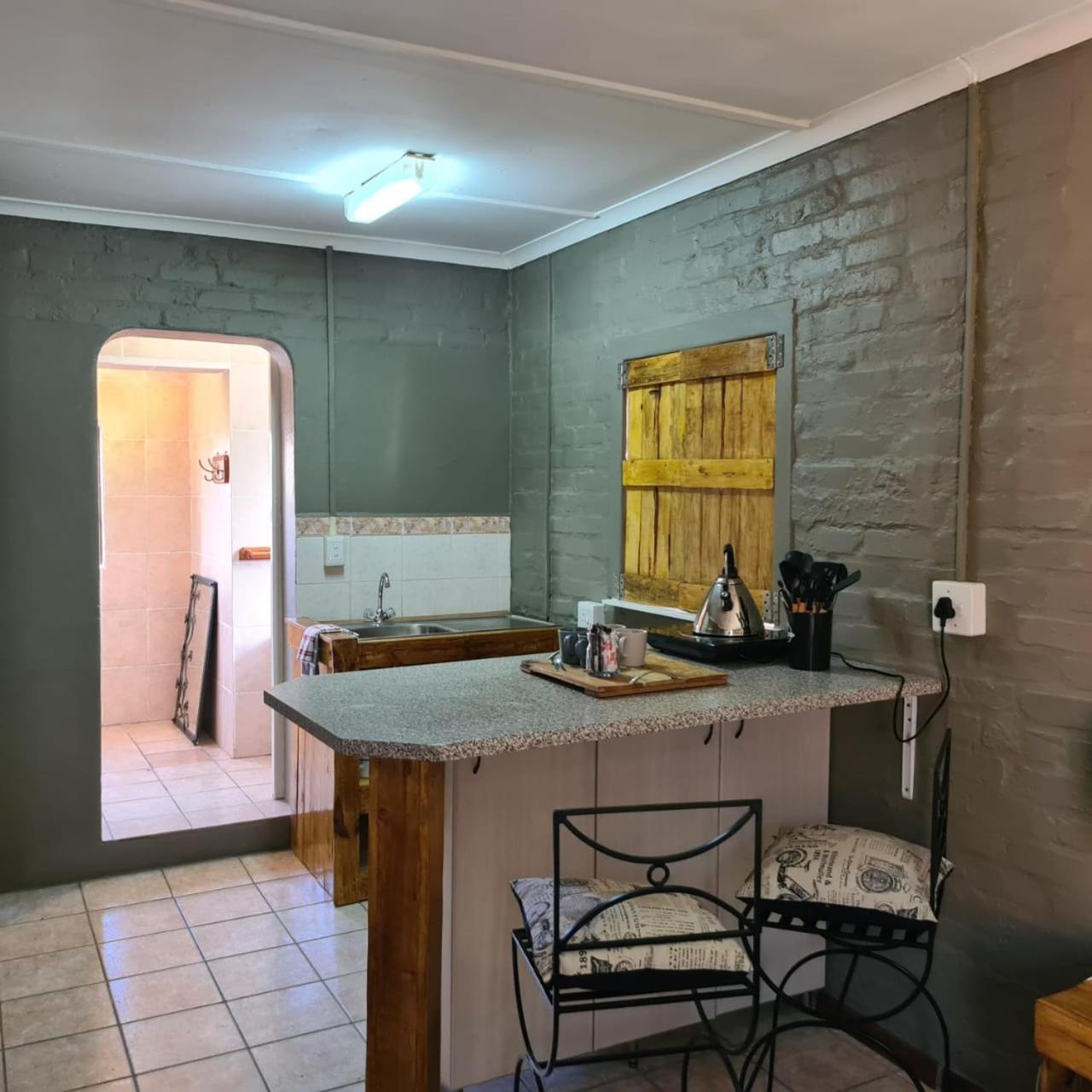 Mads Place * Cape Town